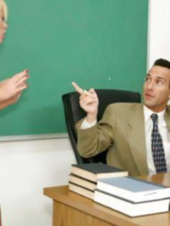 Секс на экзамене с несговорчивым учителем